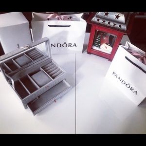 PANDORA ✨💍 Jewelry Box 💕